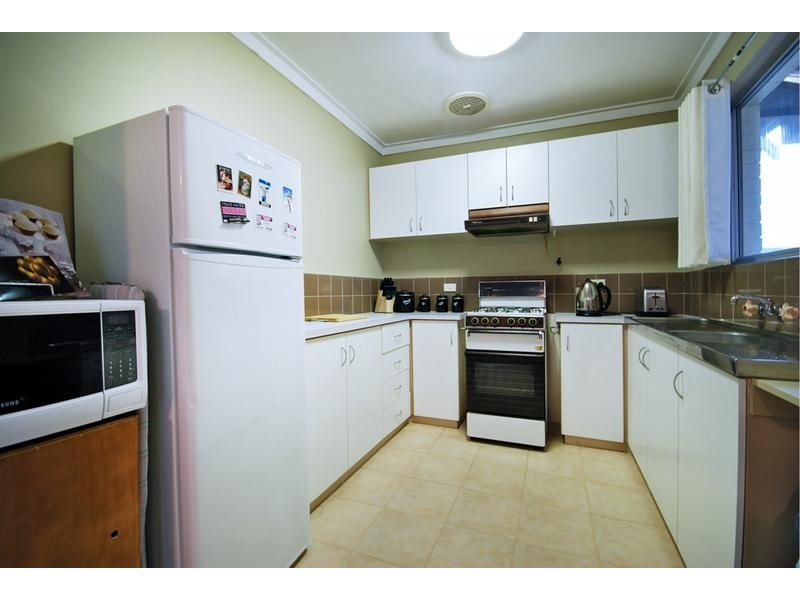25 Whitfield Drive, Two Rocks WA 6037