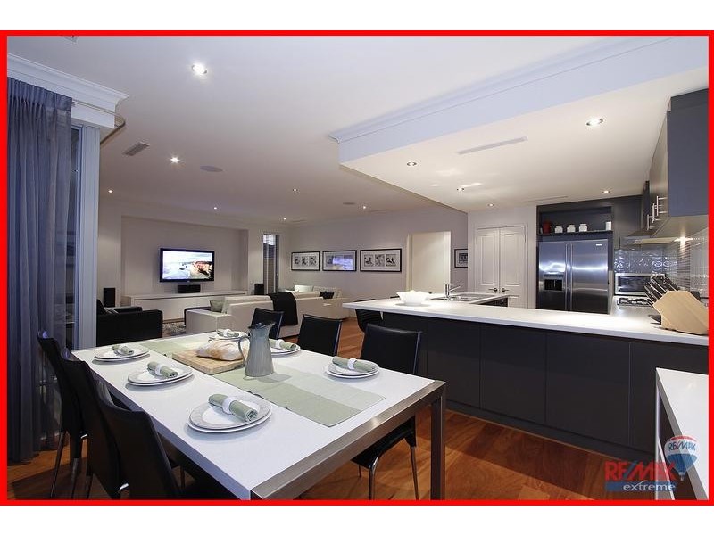 18 Skerries Way, Ridgewood WA 6030