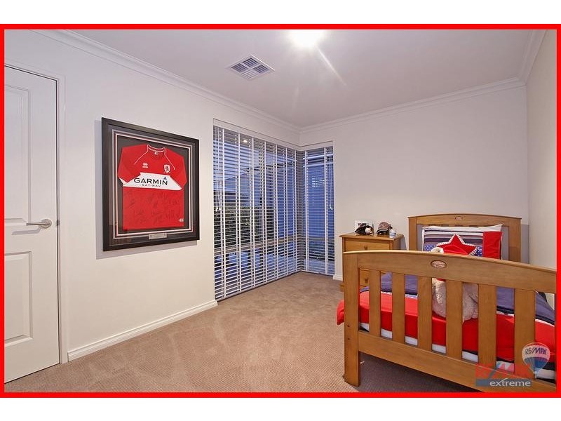 18 Skerries Way, Ridgewood WA 6030