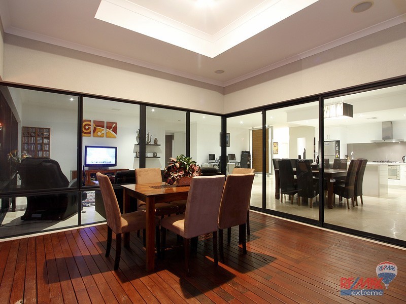 27 Acapulco Way, Quinns Rocks WA 6030