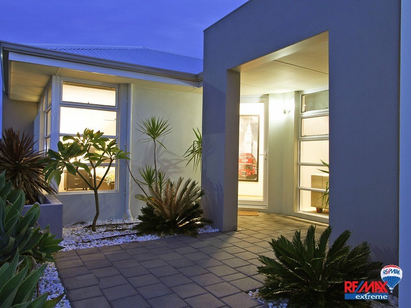 10 Claremorris Parkway, Butler WA 6036