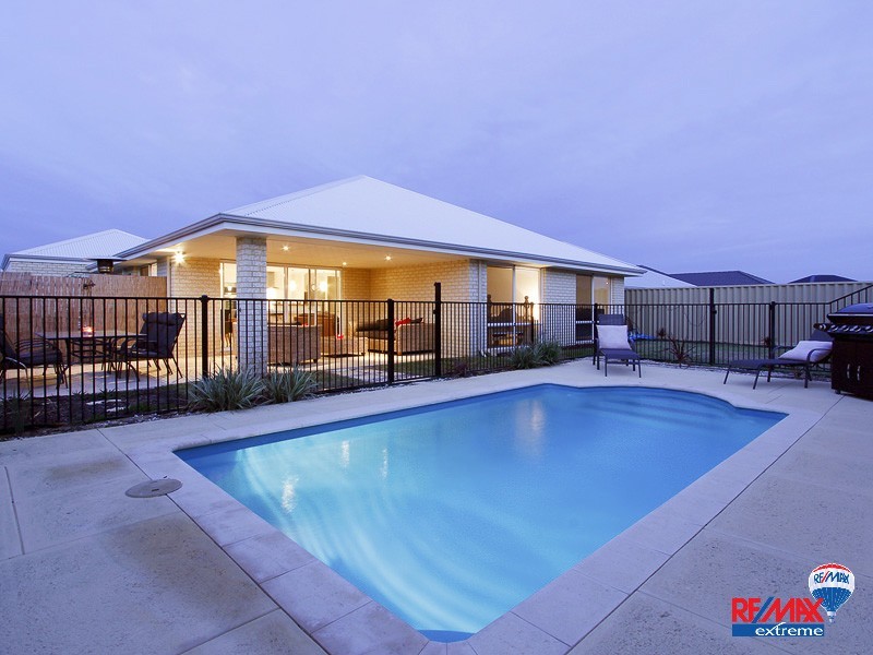 10 Claremorris Parkway, Butler WA 6036