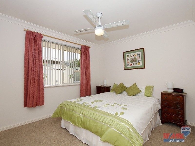 8 Cumberland Drive, Hillarys WA 6025