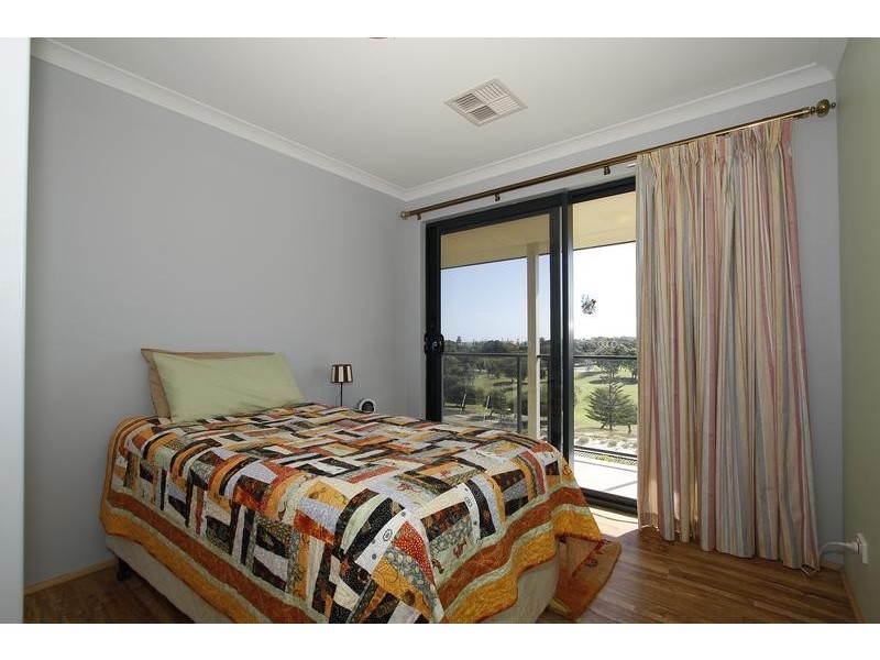 10 Brodia Place, Two Rocks WA 6037