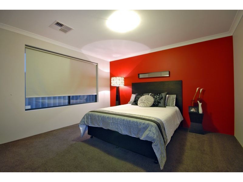 122 Ashley Road, Tapping WA 6065