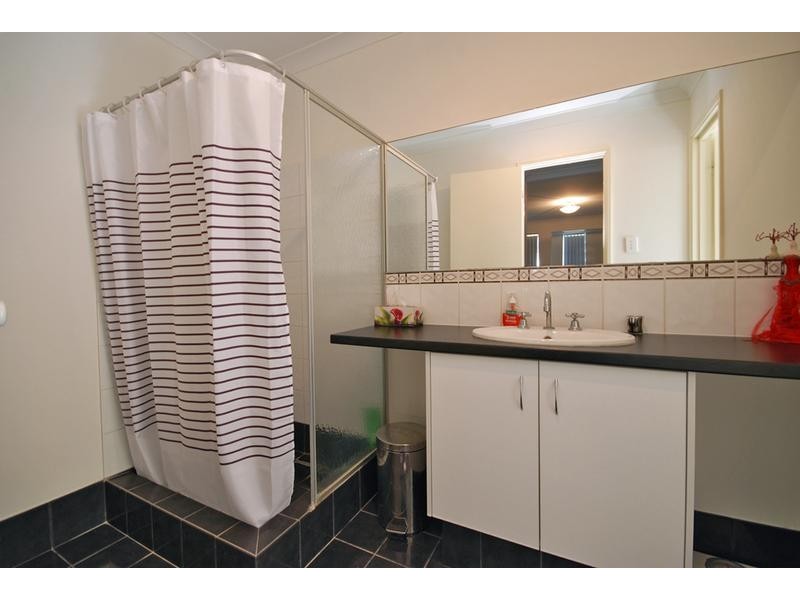 11 Salishan Street, Clarkson WA 6030