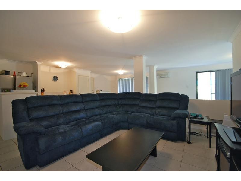 11 Salishan Street, Clarkson WA 6030