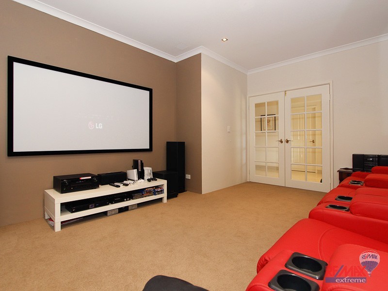 158 Delgado Parade, Iluka WA 6028