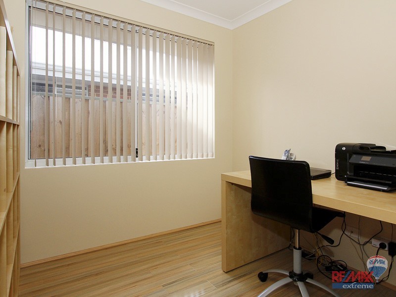 6 Stringybark Way, Yanchep WA 6035