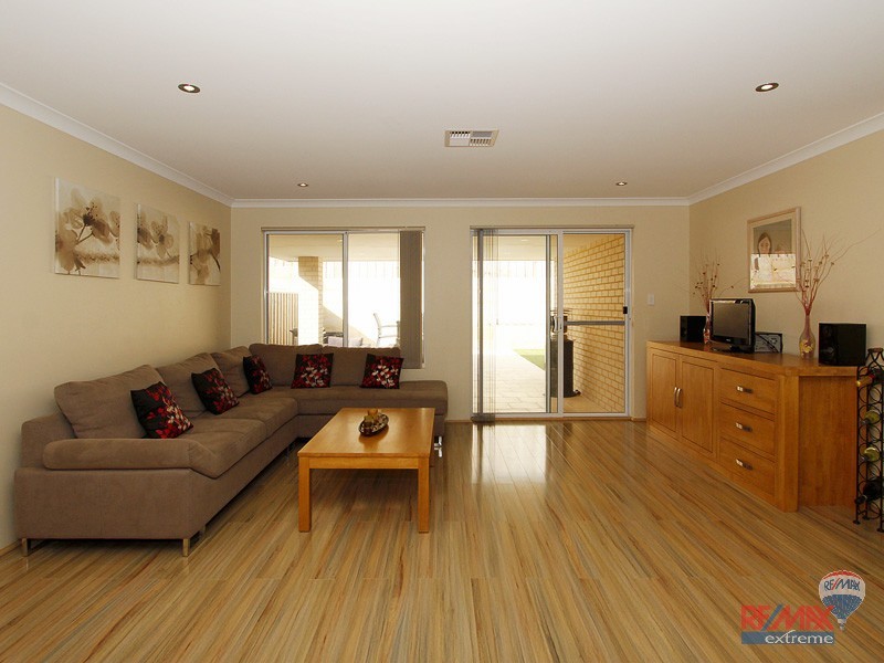 6 Stringybark Way, Yanchep WA 6035