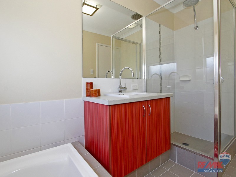 6 Stringybark Way, Yanchep WA 6035