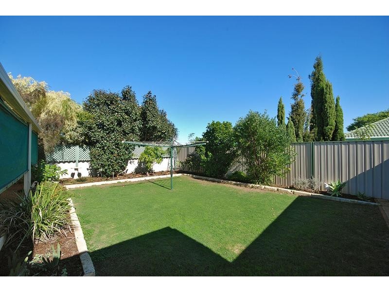 8 Faranda Close, Hocking WA 6065