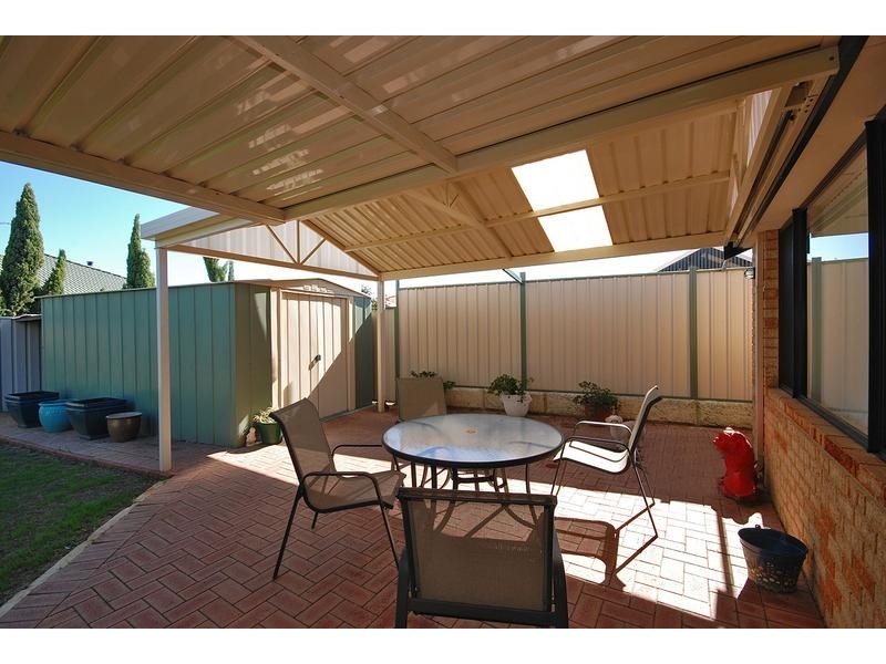 8 Faranda Close, Hocking WA 6065