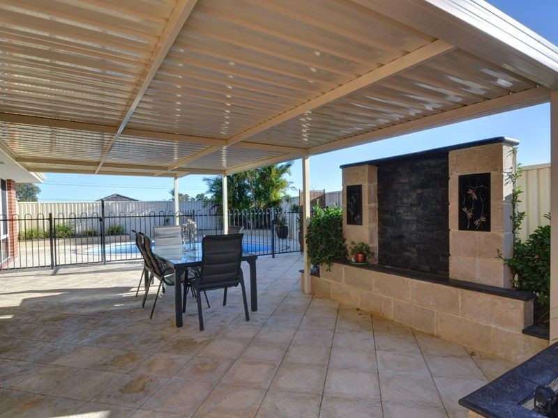 25 Welstead Way, Hocking WA 6065