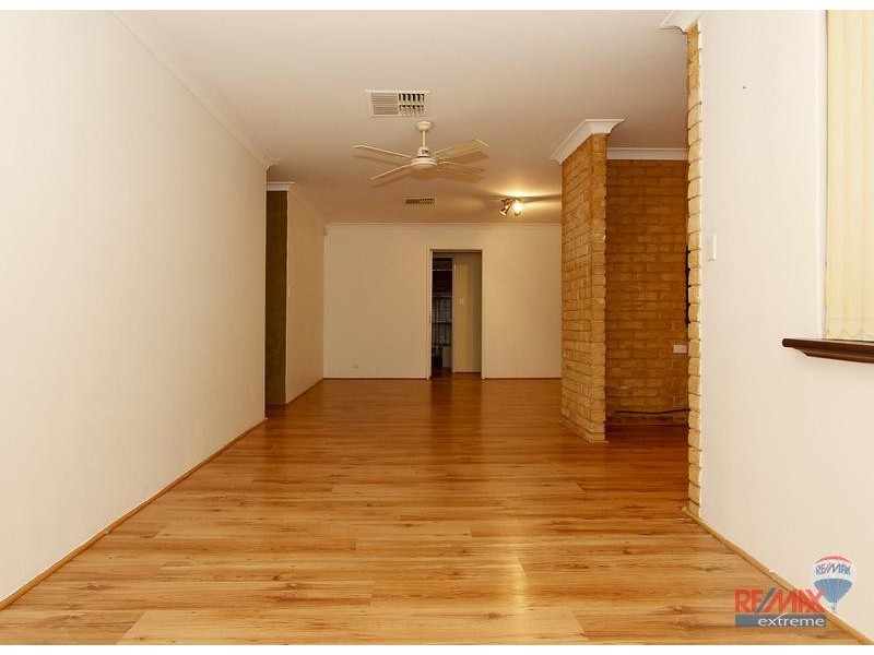 10 Cherry Hills Crescent, Connolly WA 6027