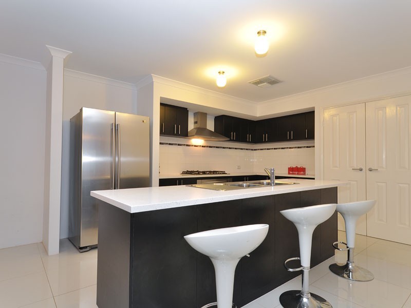 7 Havana Vista, Hocking WA 6065