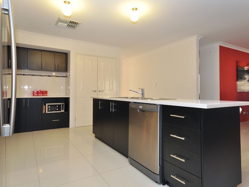 7 Havana Vista, Hocking WA 6065