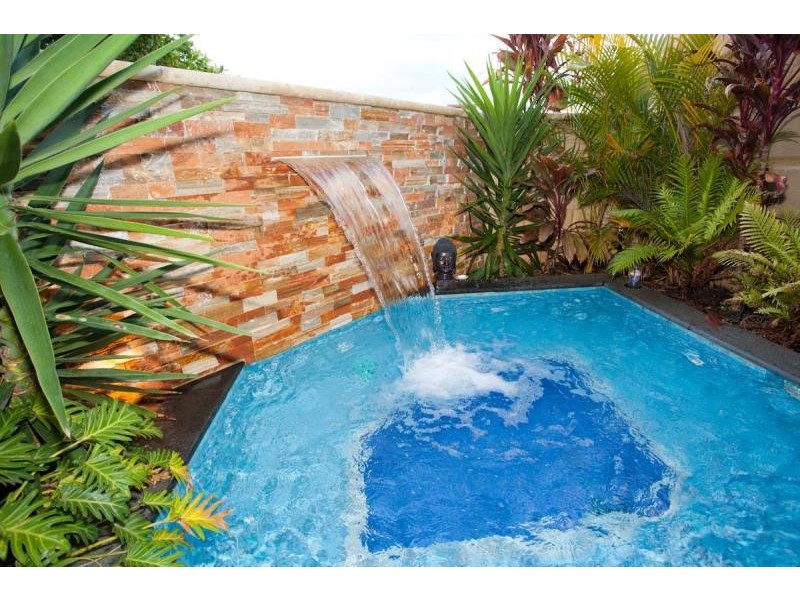 9 Shannon Close, Woodvale WA 6026