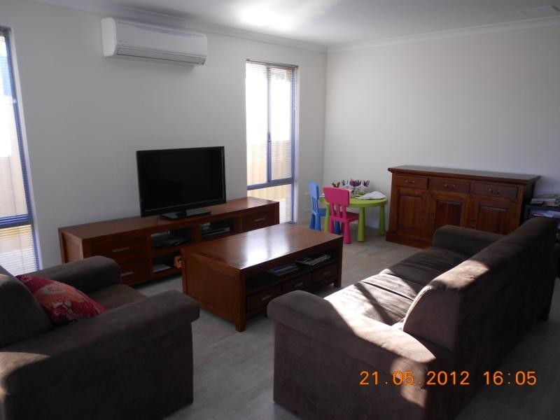 33 Broadford Avenue, Butler WA 6036