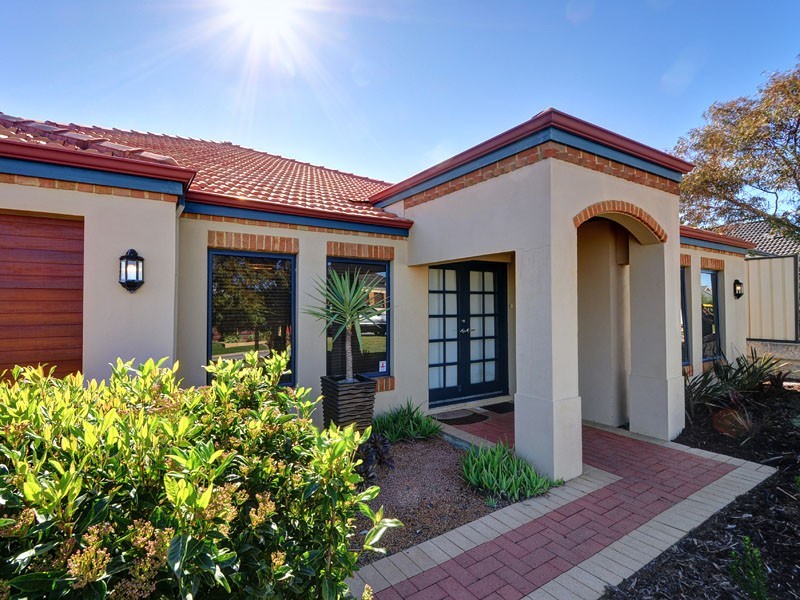 20 Edgar Crescent, Hocking WA 6065