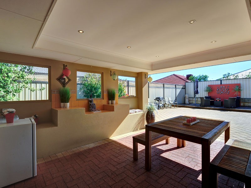 20 Edgar Crescent, Hocking WA 6065