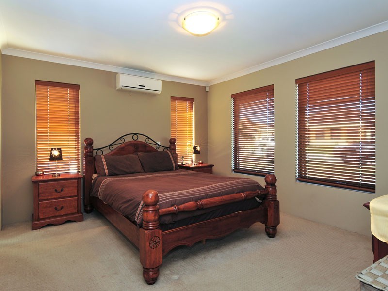 20 Edgar Crescent, Hocking WA 6065