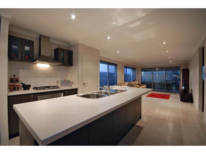 4/23 Crown Point Crescent, Butler WA 6036