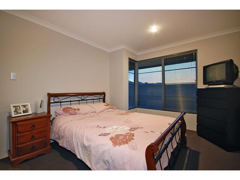 4/23 Crown Point Crescent, Butler WA 6036