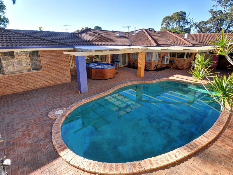 213 Edgewater Drive, Edgewater WA 6027