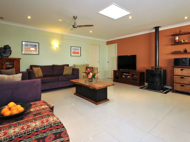 213 Edgewater Drive, Edgewater WA 6027