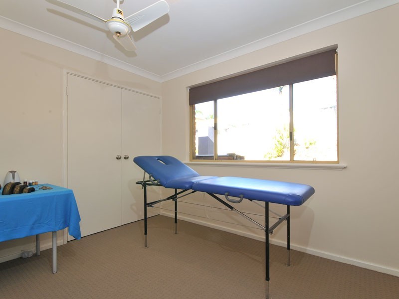 213 Edgewater Drive, Edgewater WA 6027