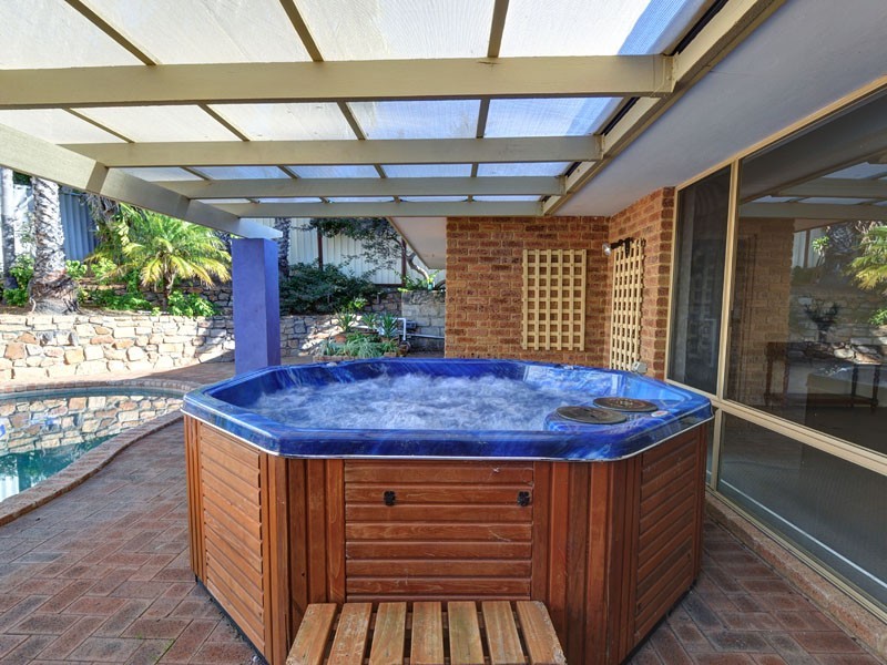 213 Edgewater Drive, Edgewater WA 6027