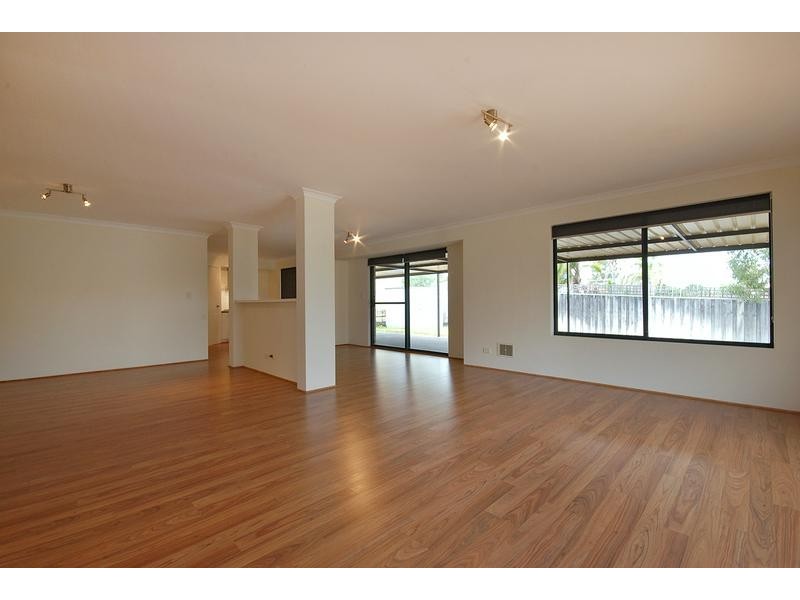 29 Salmond Turn, Wanneroo WA 6065