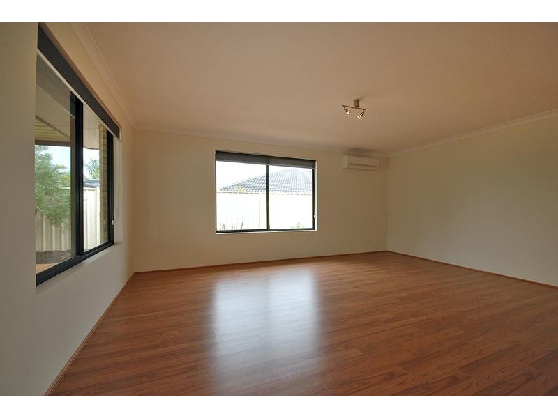 29 Salmond Turn, Wanneroo WA 6065