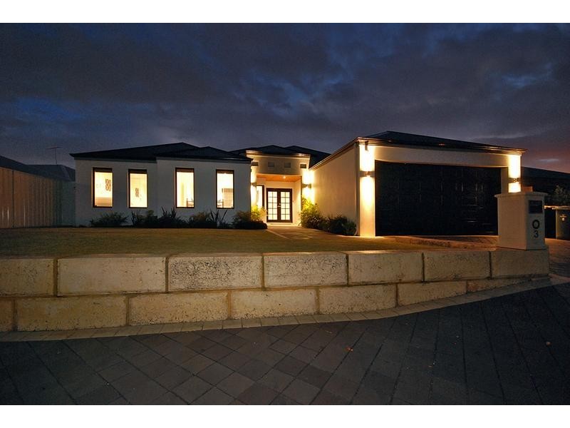 3 Apsley Bend, Tapping WA 6065
