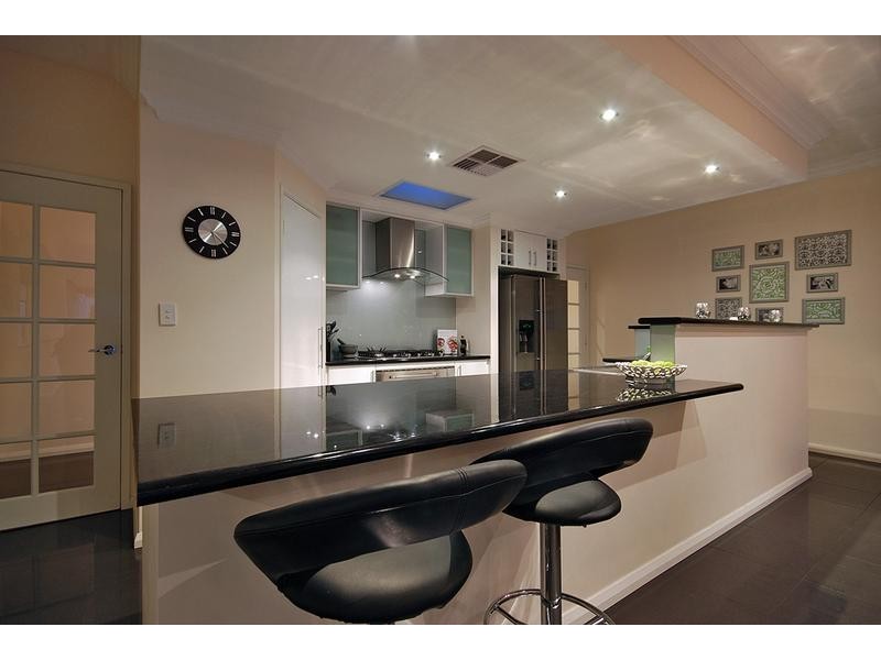 3 Apsley Bend, Tapping WA 6065
