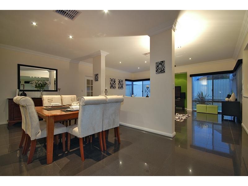 3 Apsley Bend, Tapping WA 6065