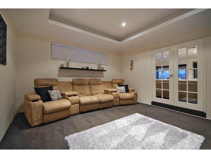 3 Apsley Bend, Tapping WA 6065