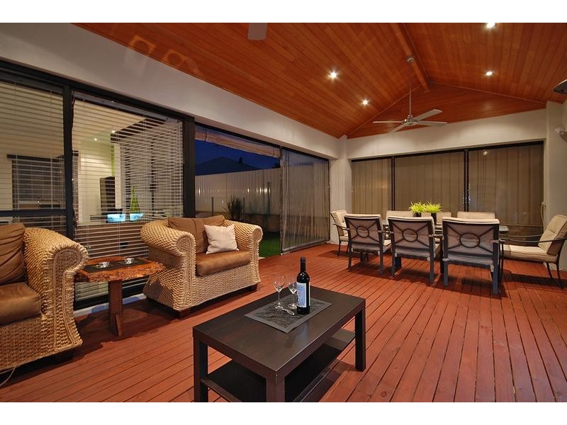 3 Apsley Bend, Tapping WA 6065