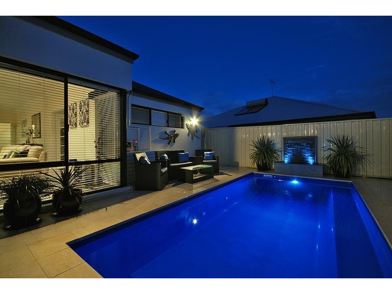 3 Apsley Bend, Tapping WA 6065