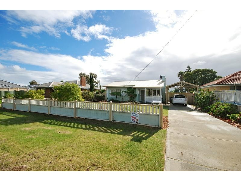 39 Ticehurst Way, Balga WA 6061