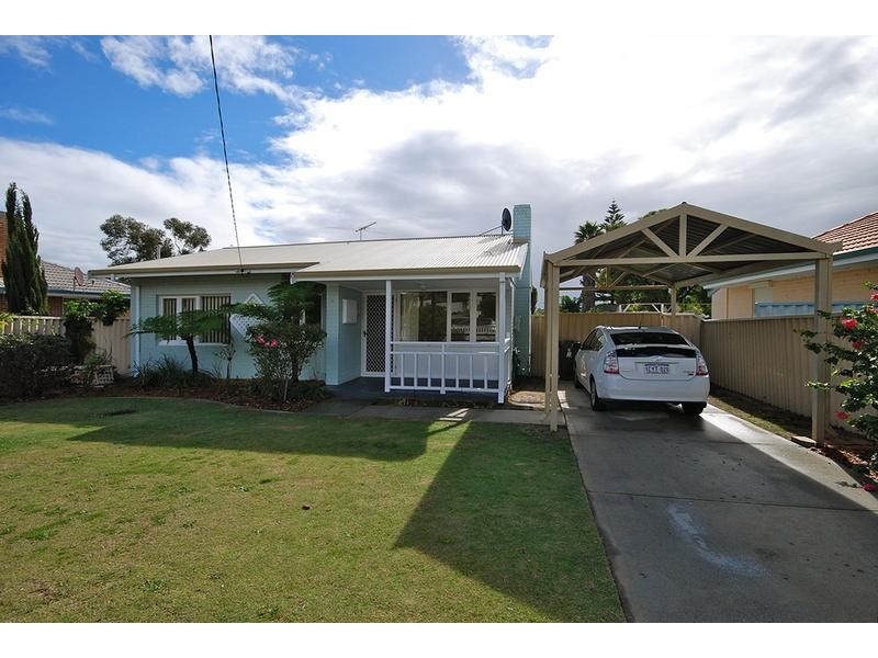 39 Ticehurst Way, Balga WA 6061