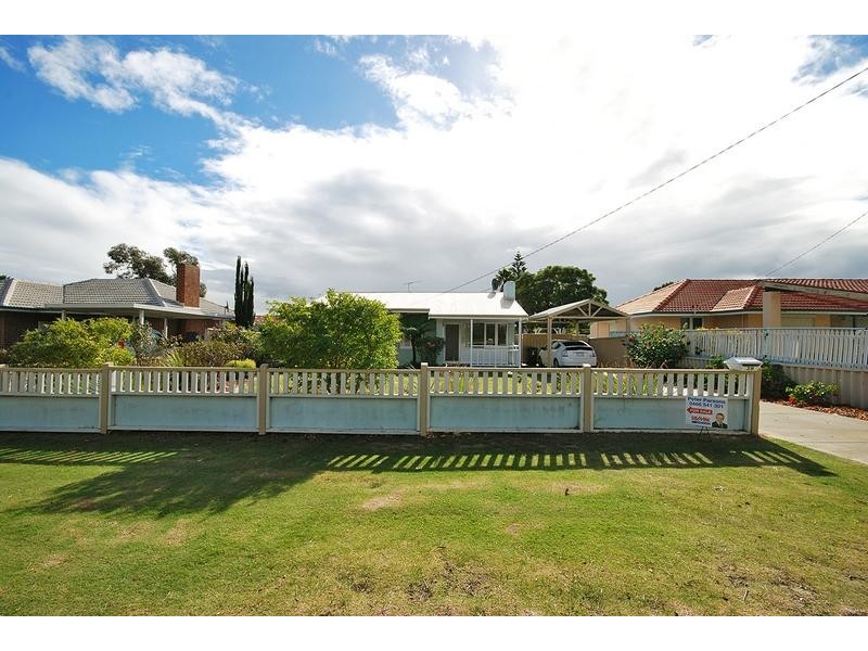 39 Ticehurst Way, Balga WA 6061