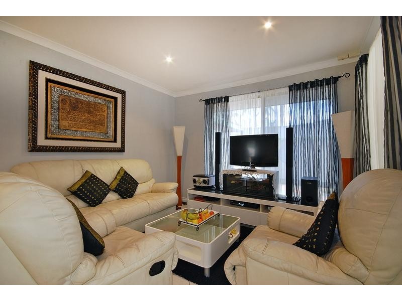 27 Joel Way, Wanneroo WA 6065
