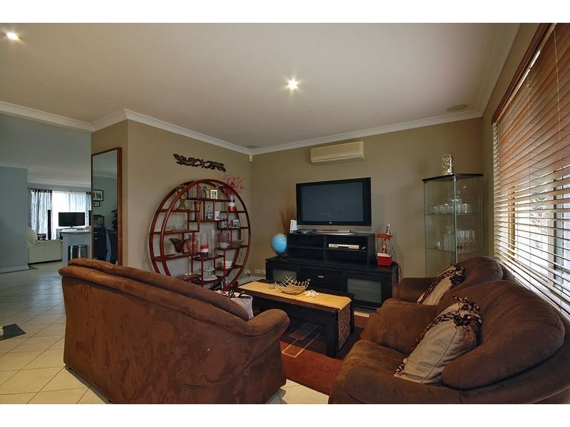 27 Joel Way, Wanneroo WA 6065