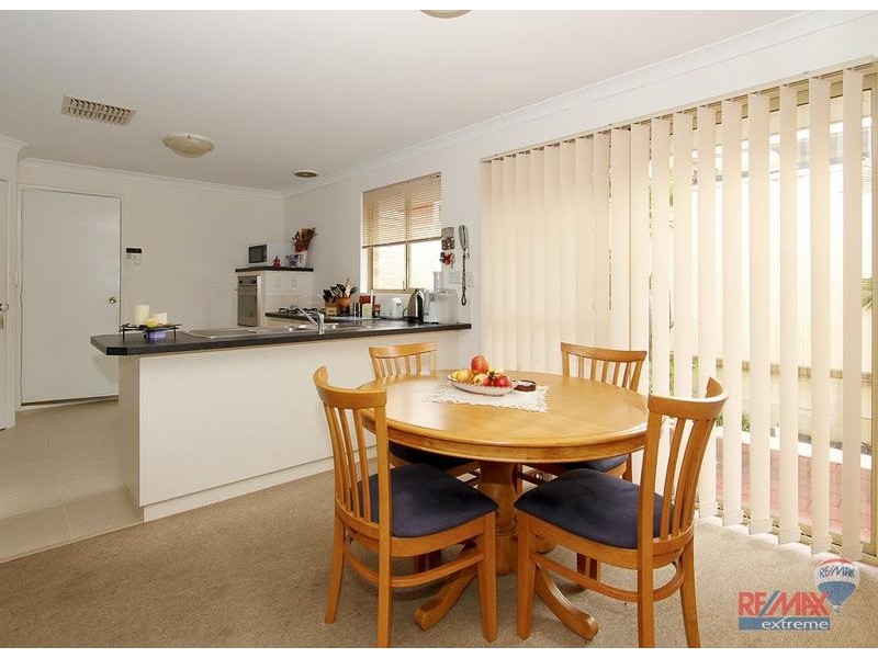 44 Innesvale Way, Carramar WA 6031