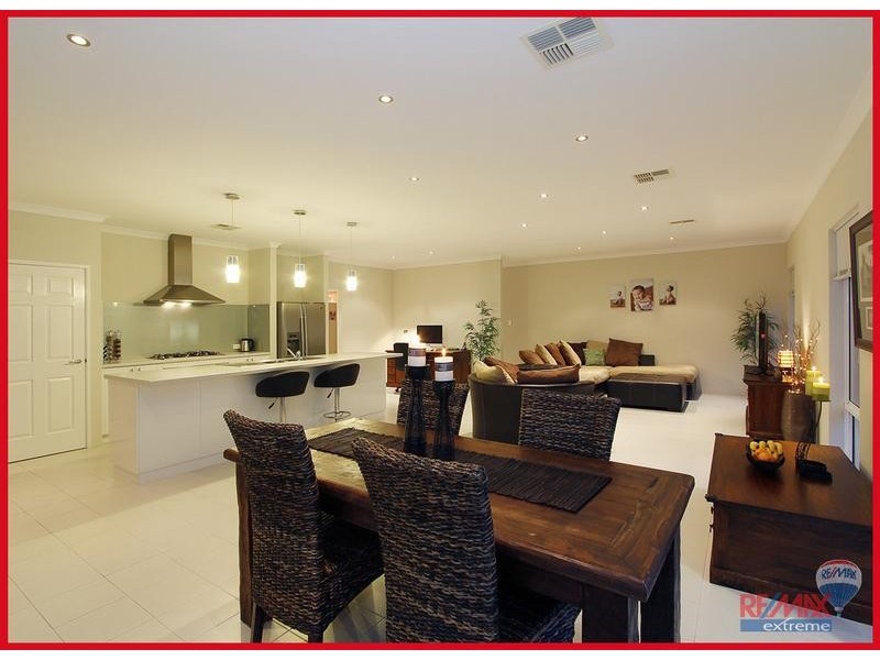 17 Rogart Bend, Butler WA 6036