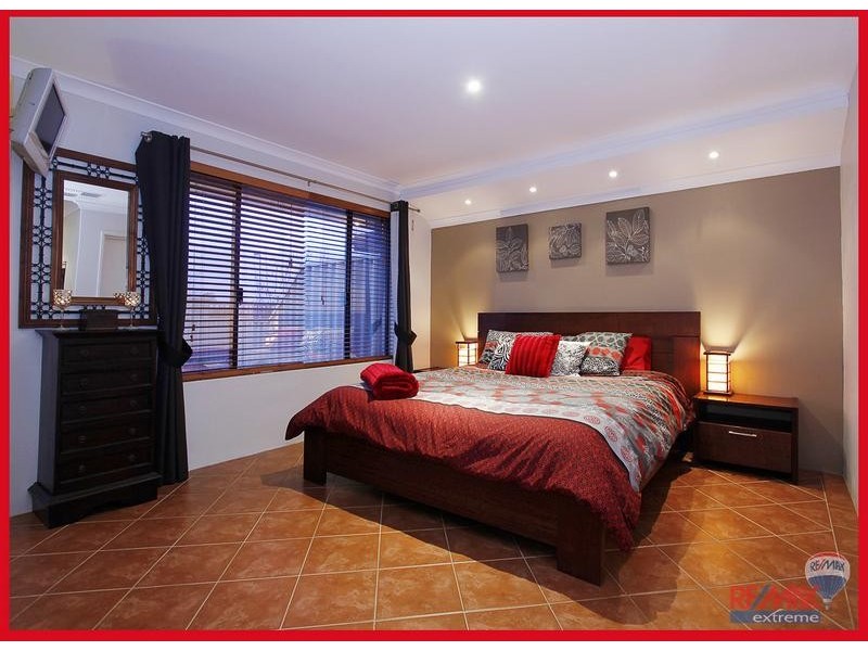 35 Tollesbury Avenue, Butler WA 6036