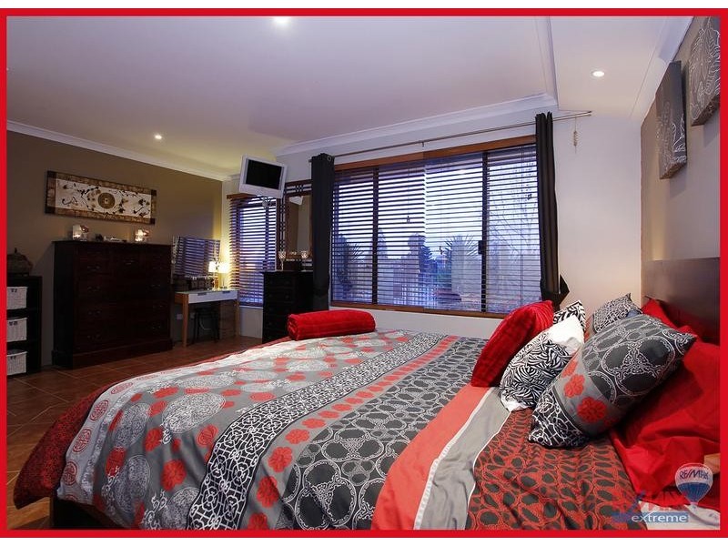 35 Tollesbury Avenue, Butler WA 6036