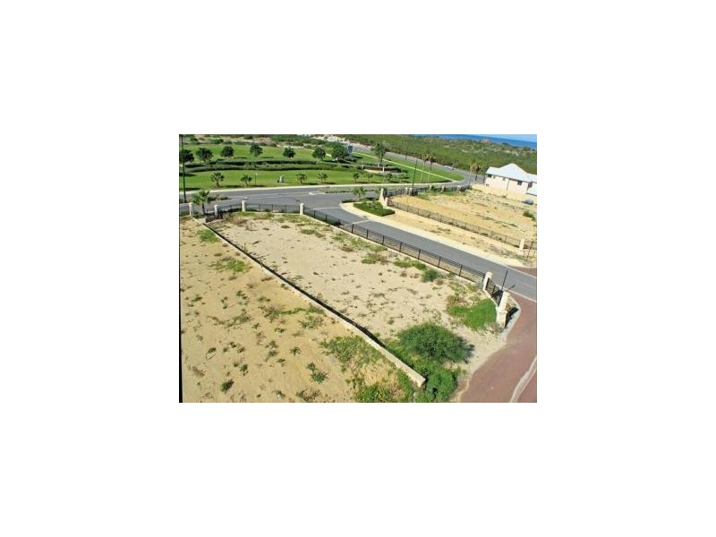 15 Montebello Boulevard, Two Rocks WA 6037